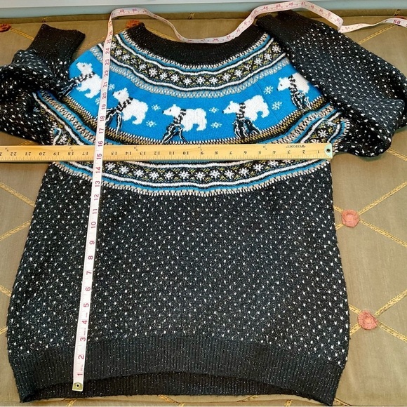 Holiday Sweater Fair Isle Polar Bears with Scarves in Blue Multi (L) - Picture 7 of 7